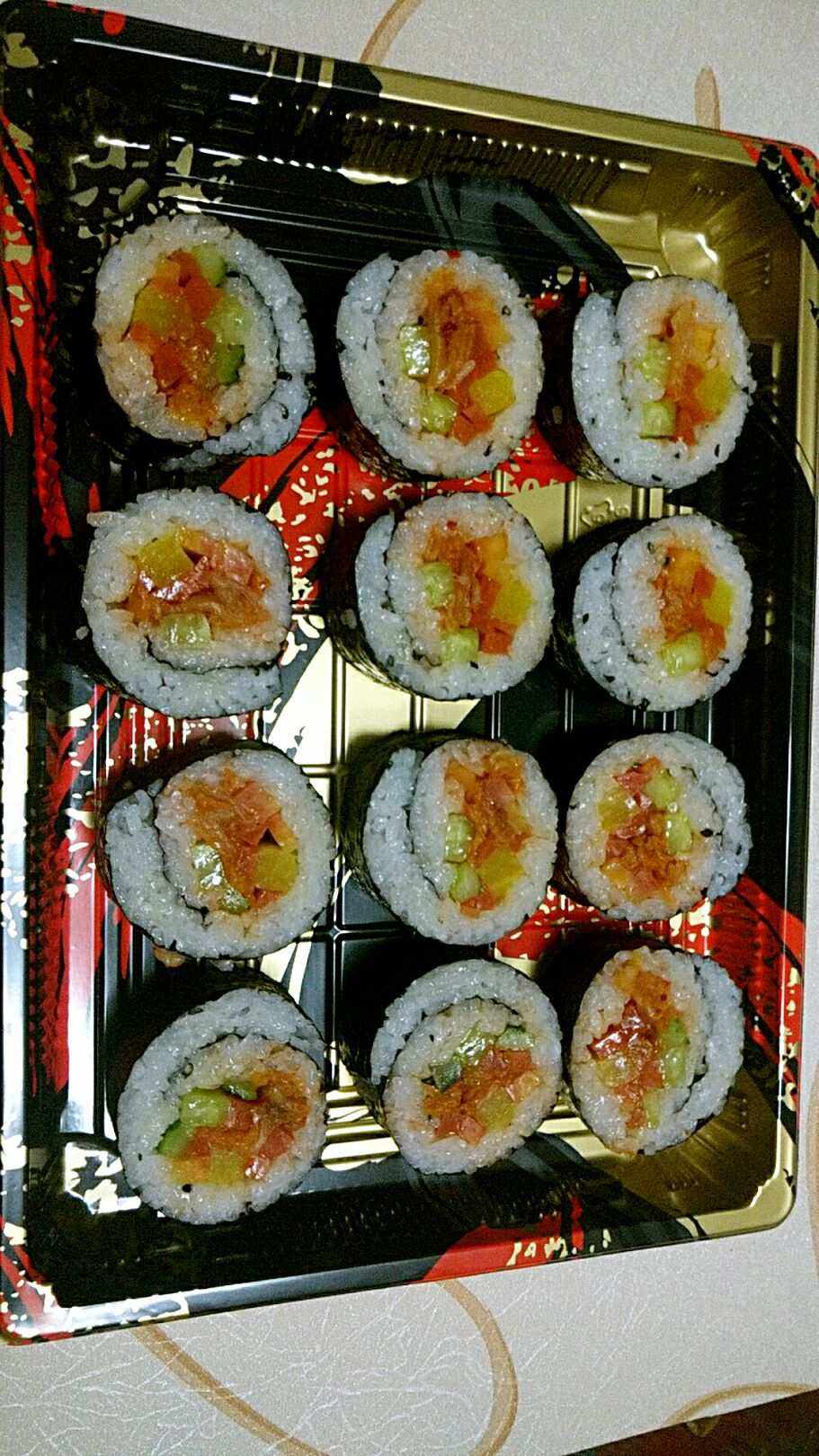 如何用泡菜提升寿司的风味