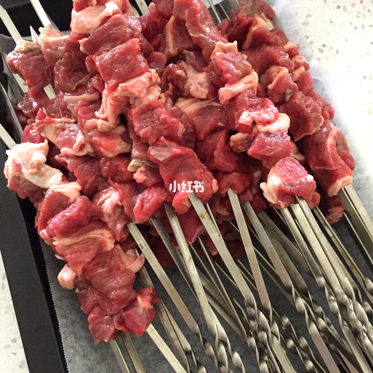 如何选择适合的肉质部位进行烧烤