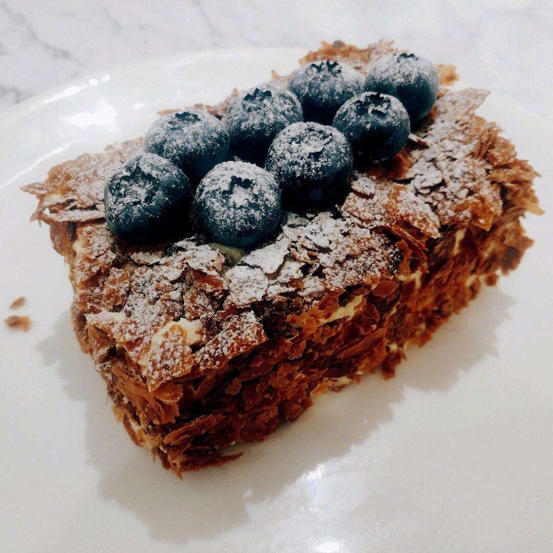 制作法式千层酥时如何处理边缘问题